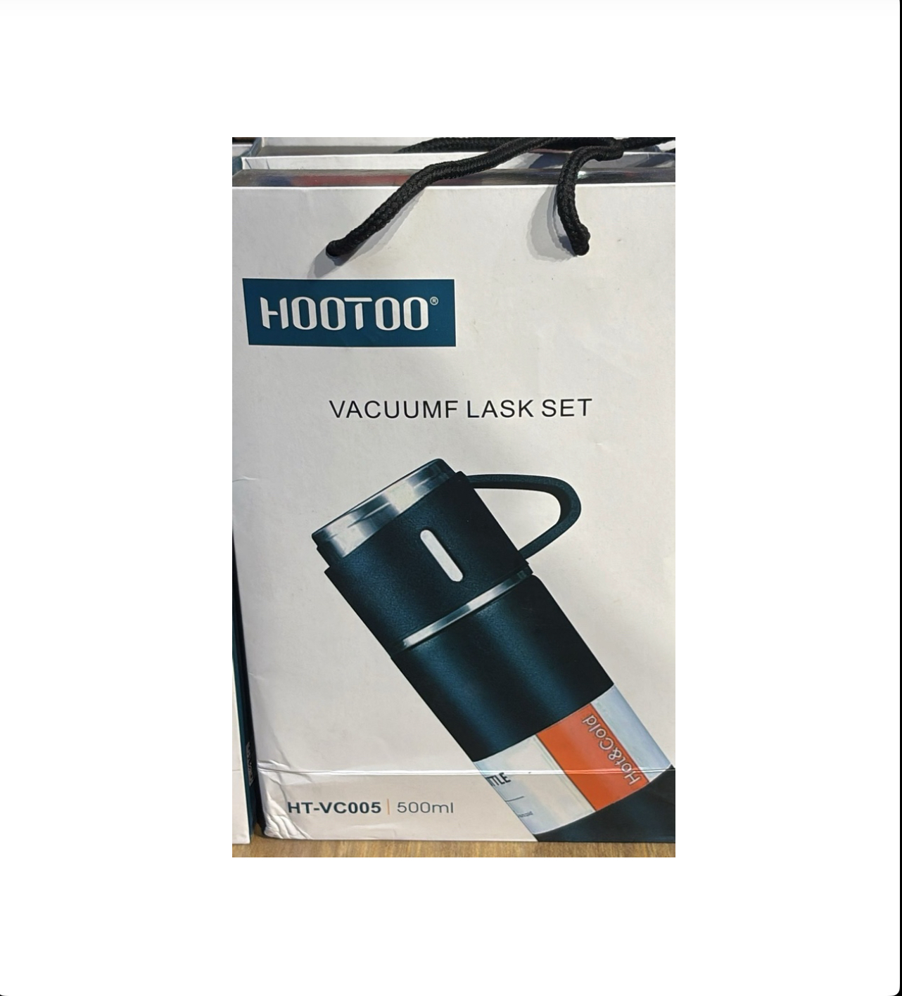 طقم حافظة سوائل (Vacuum Flask Set) من ماركة HOOTOO، ورقم الموديل هو HT-VC005.(مق)
